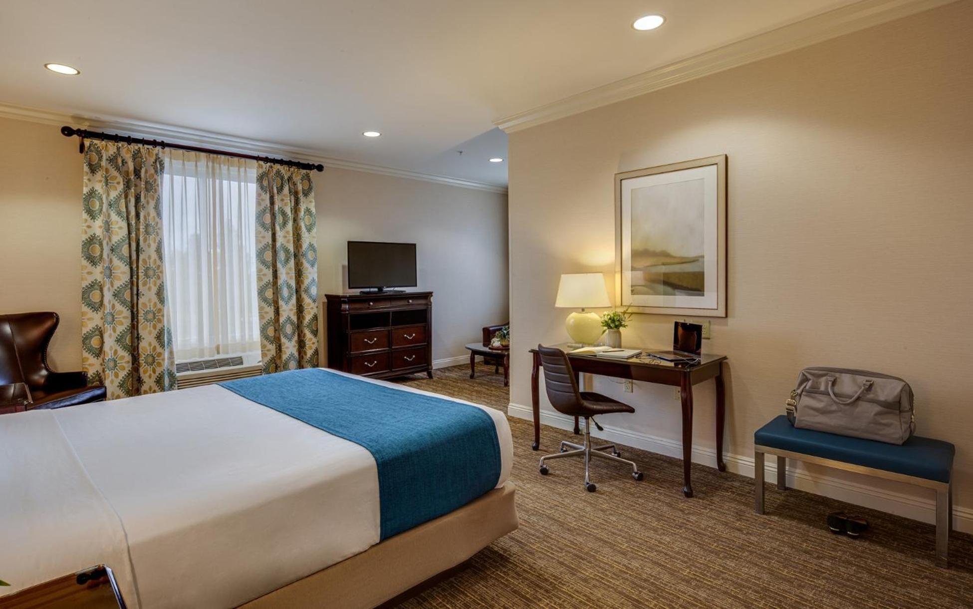 Ayres - Huntington Hotel Fountain Valley