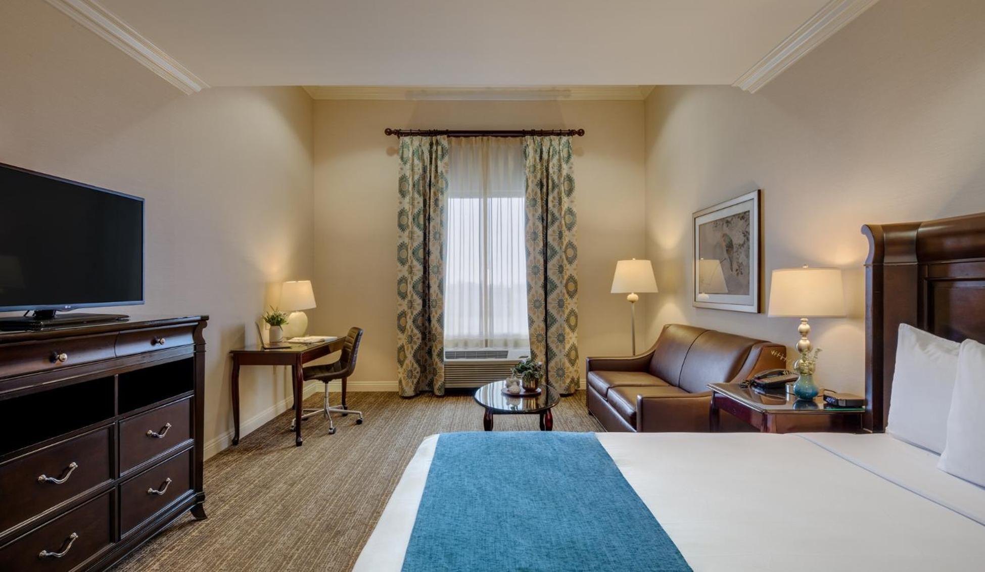 Hotel Ayres - Huntington 3*